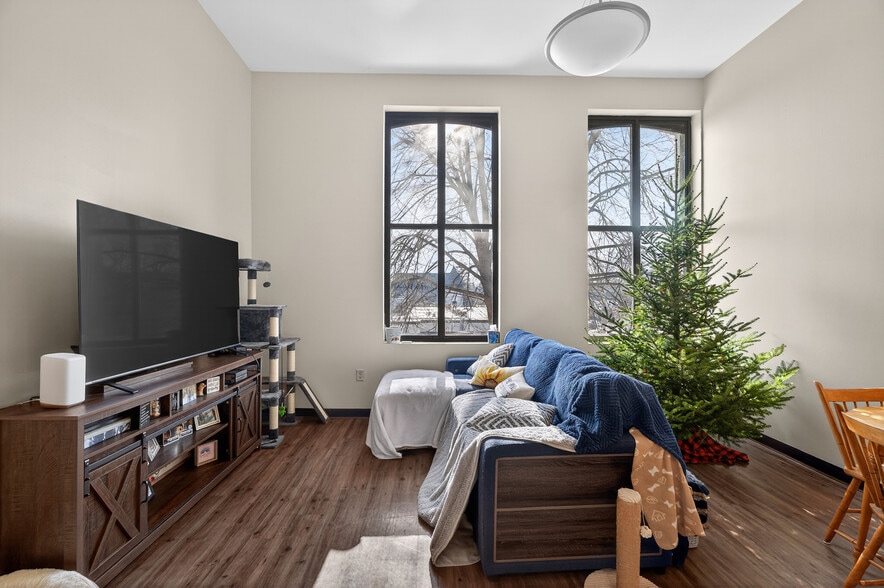 More Photos Of 27 Washington St, Westfield Apartments For Sale