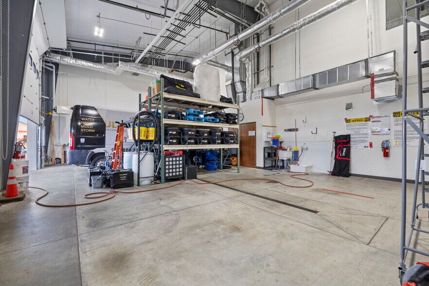 More Photos Of 2026-2027 Bear Mountain Dr, Fort Collins Research And Development For Sale