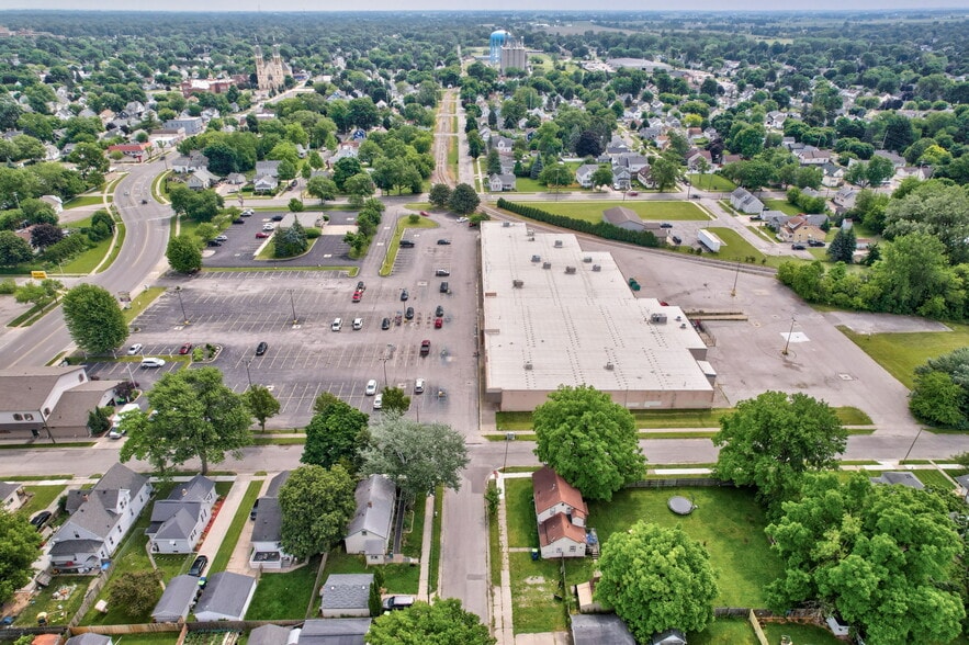 More Photos Of 900-1000 Lafayette Ave, Bay City Unknown For Lease