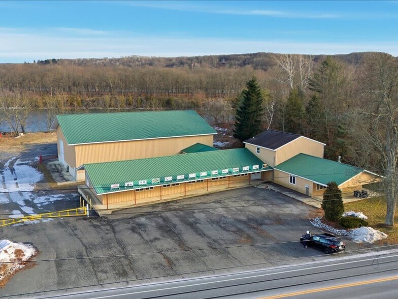 More Photos Of 300 Hudson Ave, Mechanicville General Retail For Sale