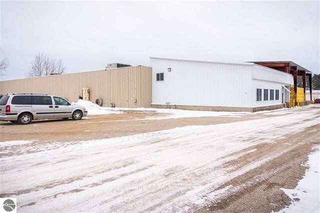 More Photos Of 8055 Angell Rd, Williamsburg Warehouse For Sale