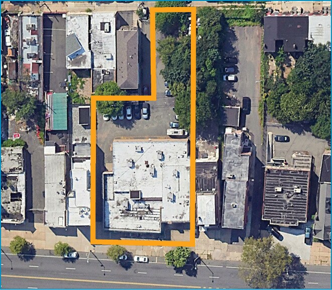 More Photos Of 194 Clinton Ave, Newark Office For Sale