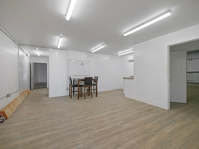 More Photos Of 2215 Randolph St, Huntington Park Manufacturing For Sale