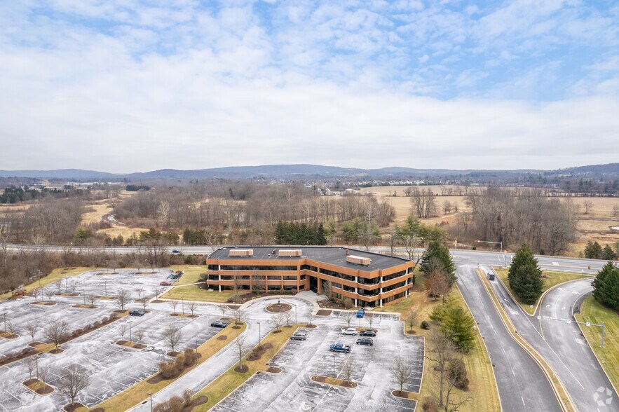More Photos Of 3773 Corporate Pky, Center Valley Office For Lease