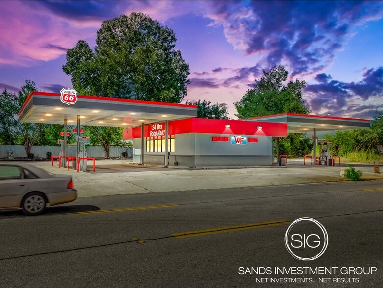 Primary Photo Of 3224 Vineville Ave, Macon Convenience Store For Sale