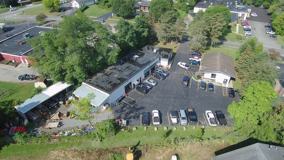 More Photos Of 2580 Baird Rd, Penfield Showroom For Sale