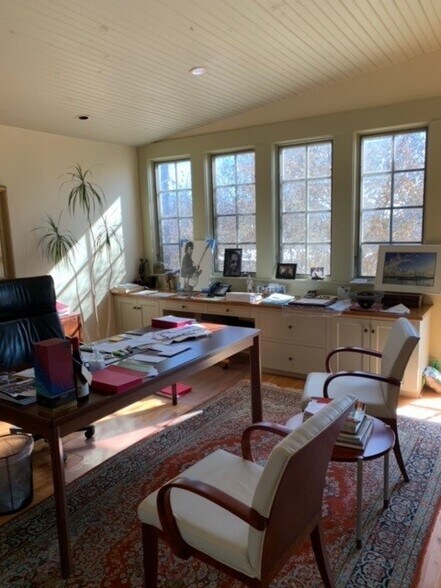 More Photos Of 1800 Mccullough Ave, San Antonio Office For Sale
