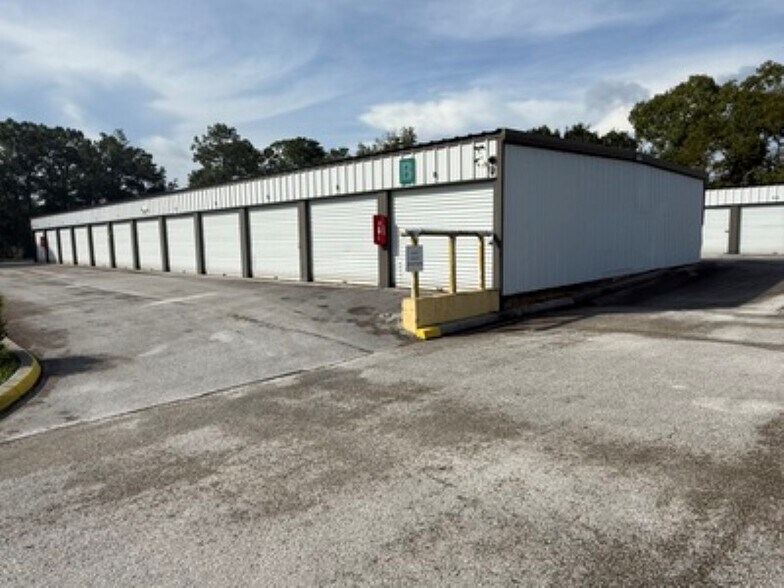 More Photos Of 1424 N Gulf Ave, Crystal River Self Storage For Sale