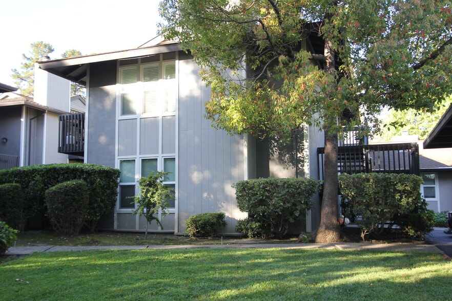 More Photos Of 1920 Camino Verde, Walnut Creek Apartments For Sale
