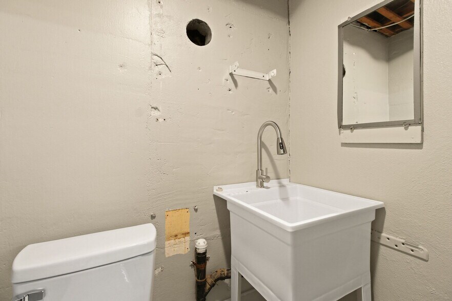 More Photos Of 713 W King St, Boone Storefront For Sale