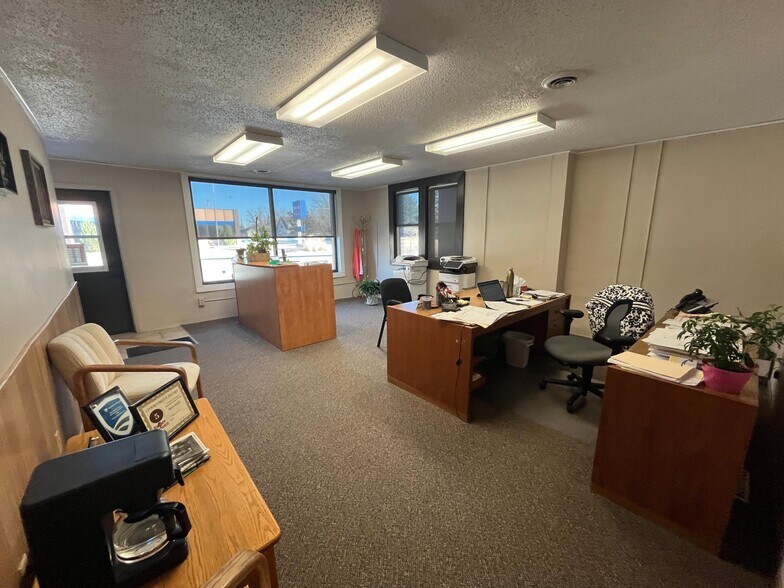 More Photos Of 407 N Main St, Valentine Loft Creative Space For Sale