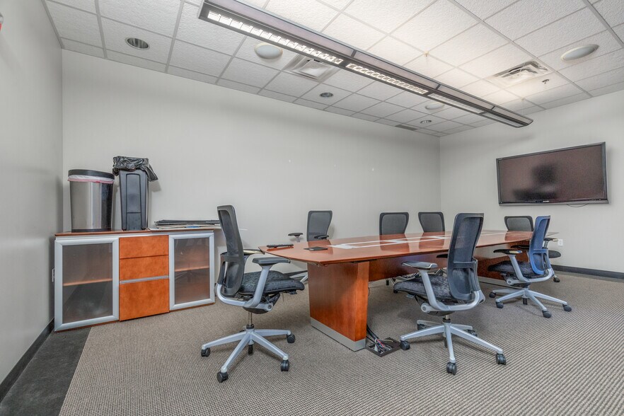 More Photos Of 265 Admiral Trost Rd, Columbia Office For Sale