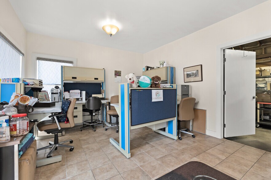 More Photos Of 1455-1469 El Camino Real, Belmont Freestanding For Lease