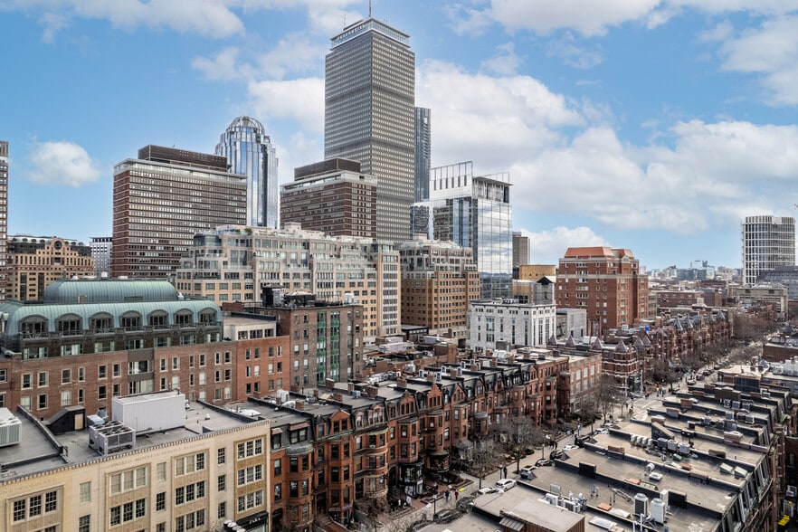 More Photos Of 222-224 Newbury St, Boston Storefront Retail Office For Lease