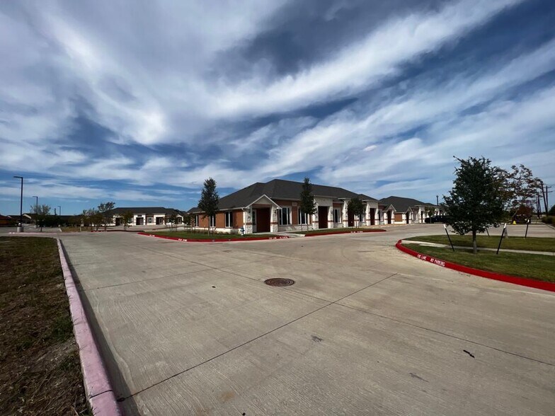 More Photos Of 5830 Collin McKinney Pky, McKinney Medical For Lease