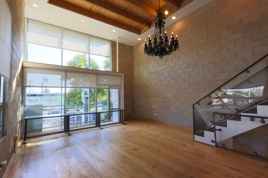More Photos Of 6615-6621 Melrose Ave, Los Angeles Loft Creative Space For Sale