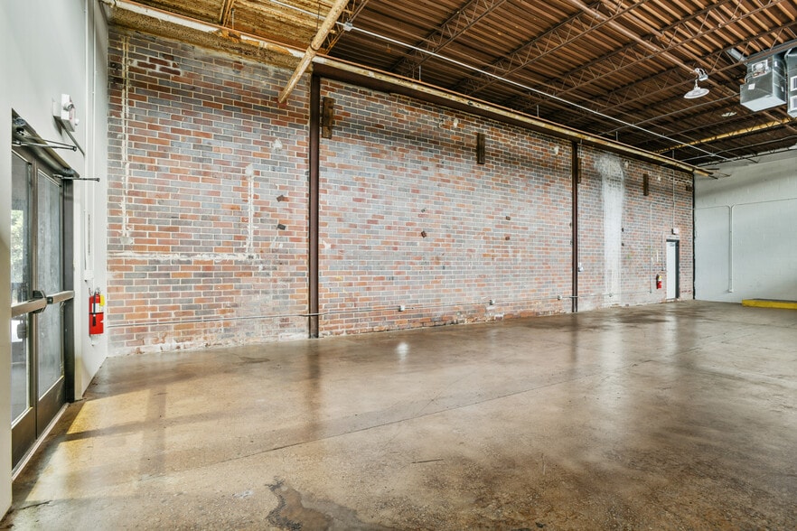 More Photos Of 1429 Fairmont Ave NW, Atlanta Office For Lease