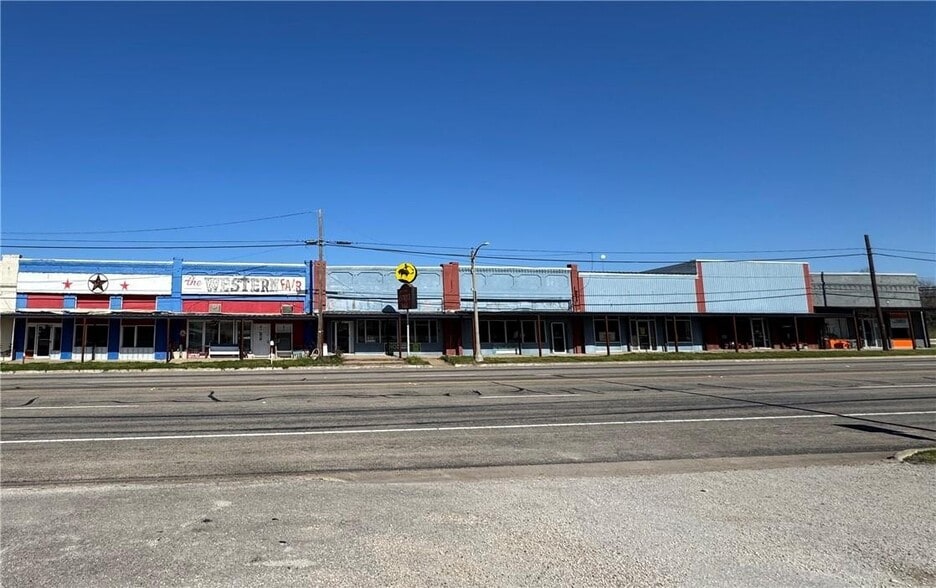 More Photos Of 208 E Gassaway Ave, Lott Storefront For Sale