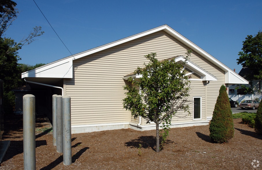 More Photos Of 1085 Main St, Weymouth Office For Sale