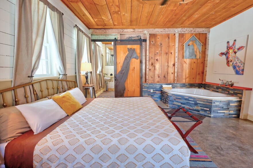 More Photos Of 400 Game Farm Rd, Catskill Hospitality For Sale