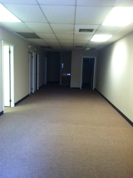 More Photos Of 311 White Horse Ave, Hamilton Medical For Lease