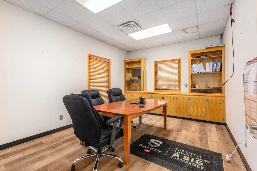 More Photos Of 4599 US Highway 84 W, Timpson Specialty For Sale