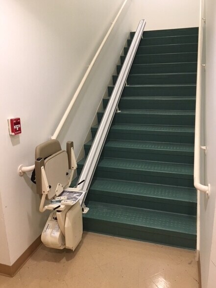 More Photos Of 201 W Guava St, The Villages Medical For Lease