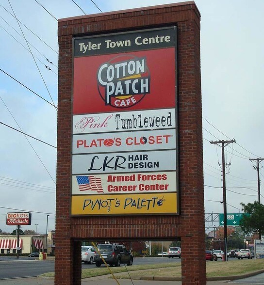 More Photos Of 322 ESE Loop 323, Tyler Unknown For Lease