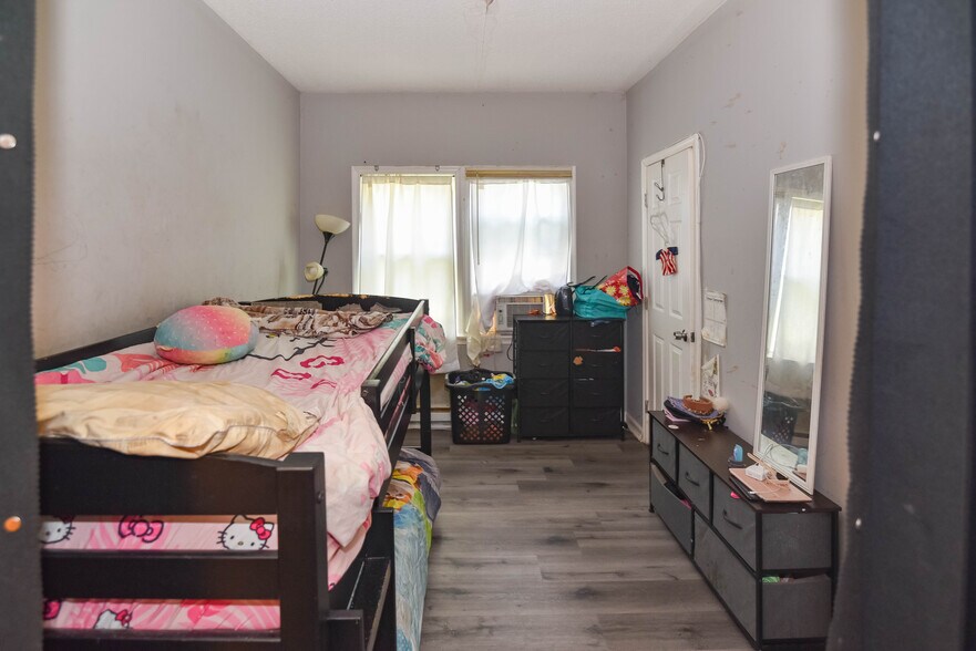 More Photos Of 128 S Philadelphia Blvd, Aberdeen Apartments For Sale