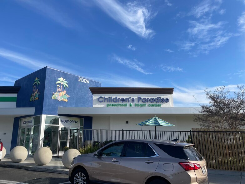 More Photos Of 2017-2041 Mission Ave, Oceanside Freestanding For Lease