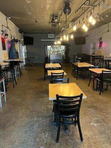 More Photos Of 200 N Washington St, Rochelle Storefront Retail Residential For Sale