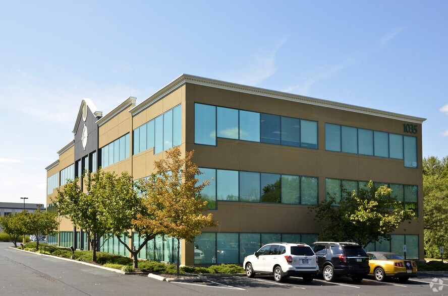 More Photos Of 1035 Virginia Dr, Fort Washington Office For Lease