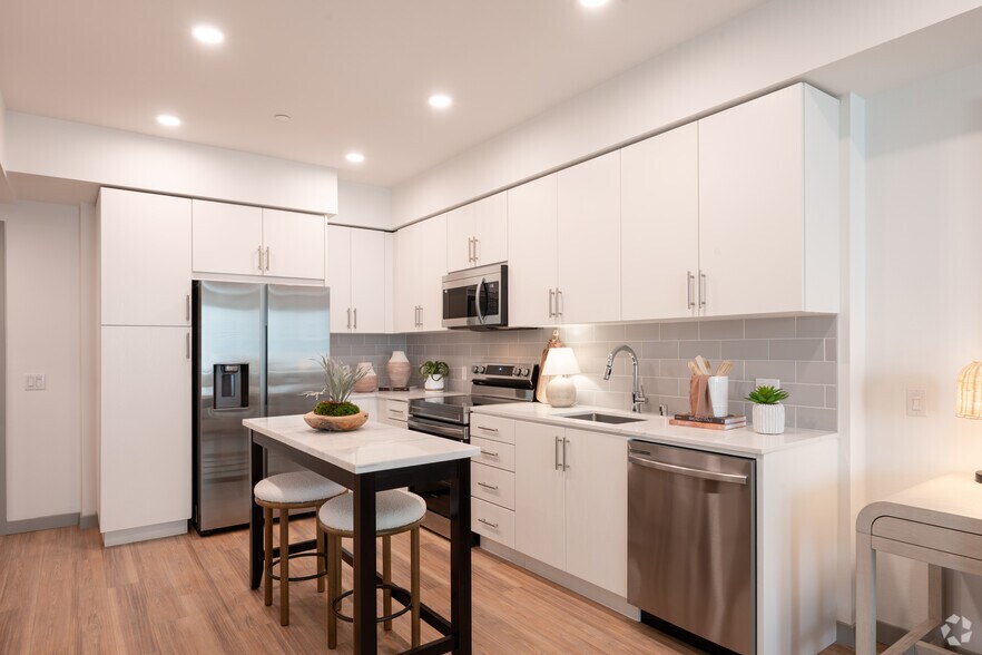 More Photos Of 14817 Foothill Blvd, Fontana Apartments For Lease