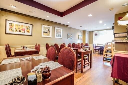 More Photos Of 2650-2652 E Somerset St, Philadelphia Restaurant For Lease