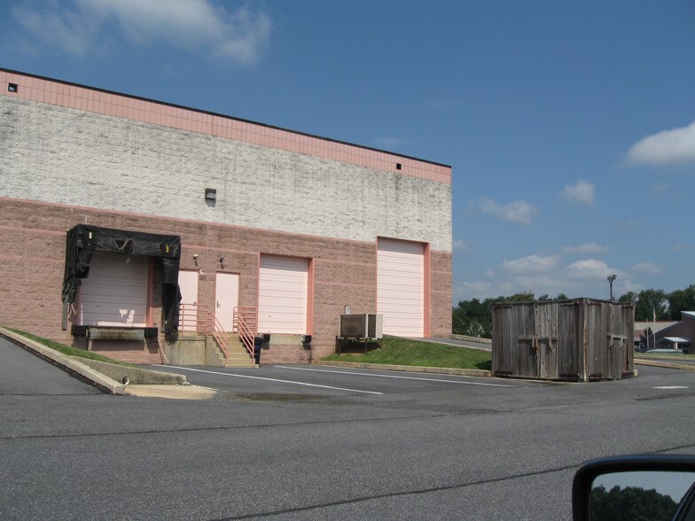 More Photos Of 555 Fox Chase, Coatesville Light Manufacturing For Lease