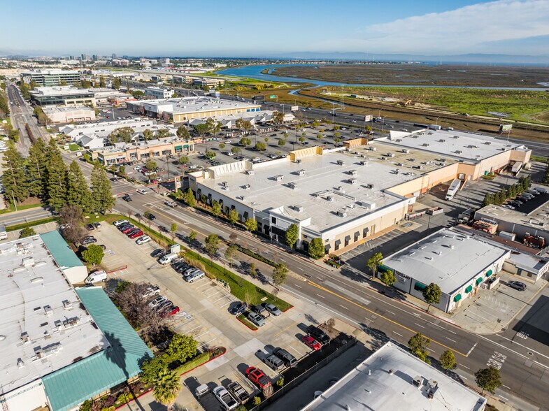 More Photos Of 1300 Industrial Rd, San Carlos Research And Development For Lease