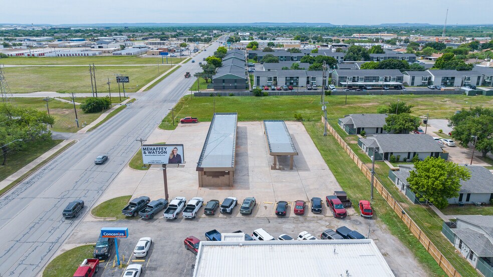 More Photos Of 550 NE Judge Ely Blvd, Abilene Carwash For Sale