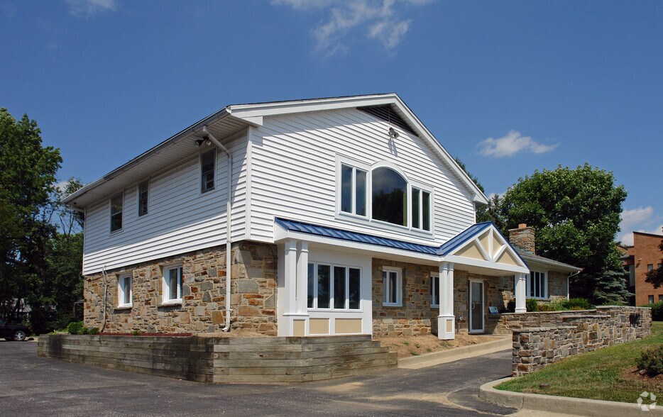 More Photos Of 1102 E Joppa Rd, Towson Medical For Lease