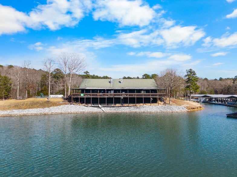 More Photos Of 1155 Marina Rd, Elberton Marina For Sale