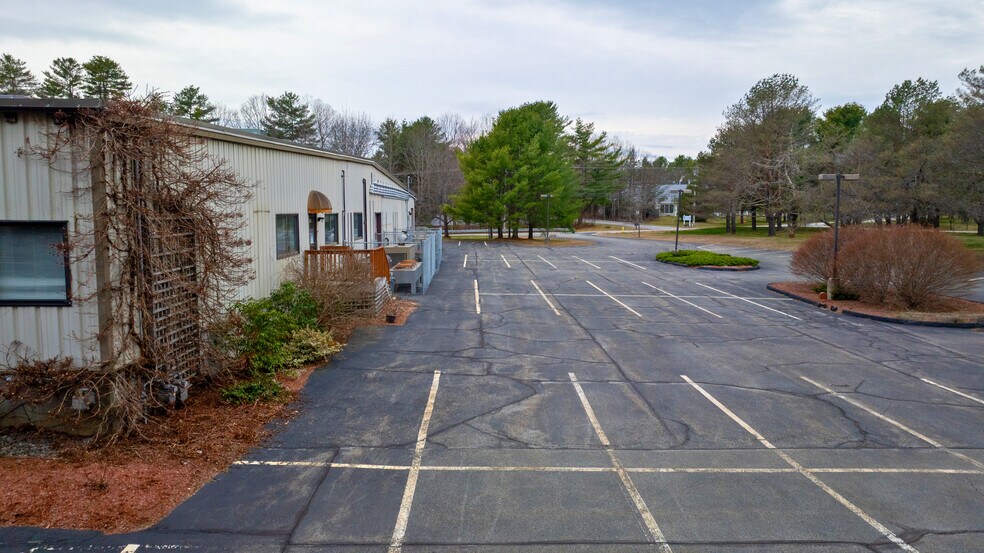 More Photos Of 4 Industrial Pky, Brunswick Manufacturing For Lease