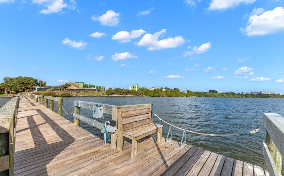 More Photos Of 4845 Dixie Hwy NE, Palm Bay Restaurant For Sale