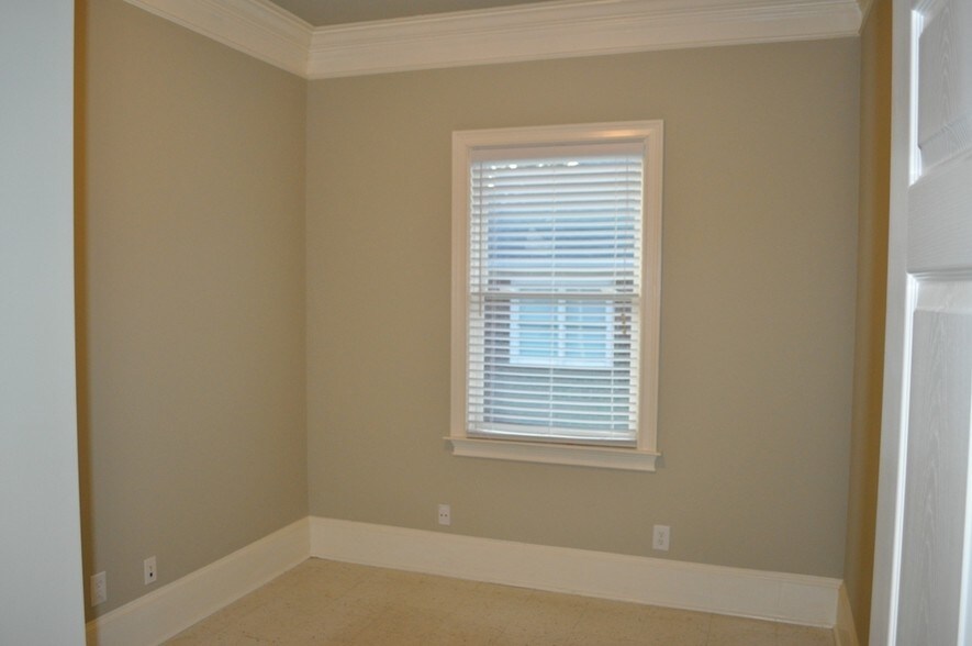 More Photos Of 4330 S Lee St, Buford Medical For Lease