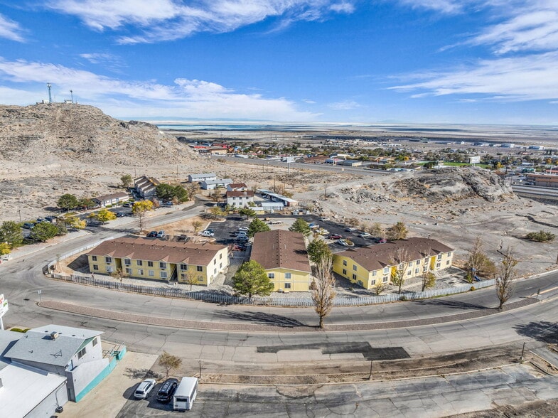 More Photos Of 370 Aria Blvd, Wendover Apartments For Sale
