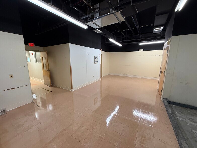 More Photos Of 15300 S Jog Rd, Delray Beach Medical For Lease