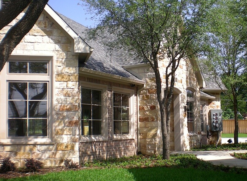 More Photos Of 1801-1805 Hinkle Dr, Denton Medical For Lease