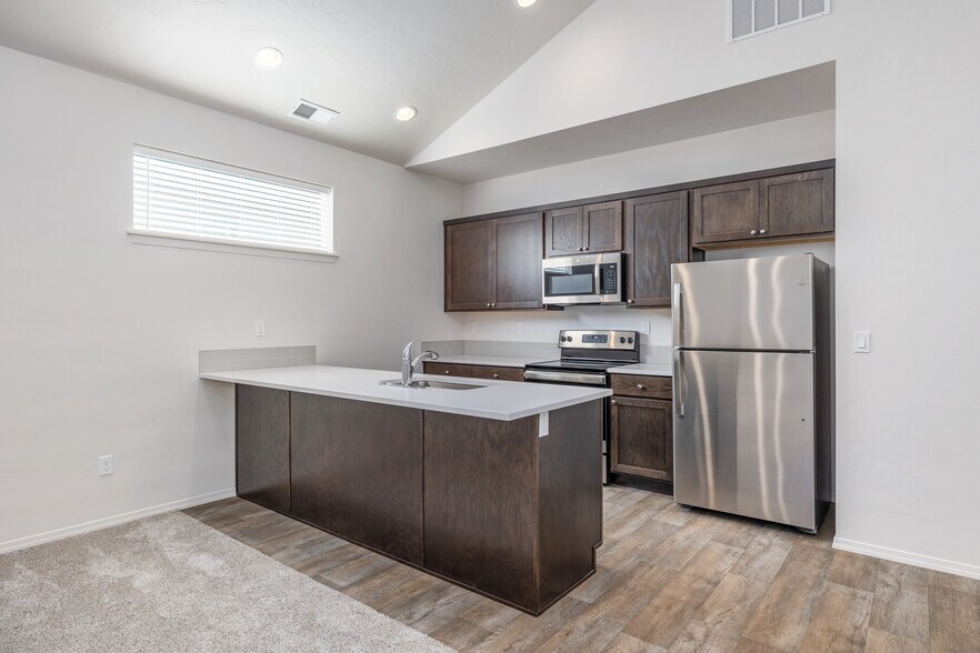 More Photos Of 1859 NW Enterprise St, Mountain Home Multifamily For Sale