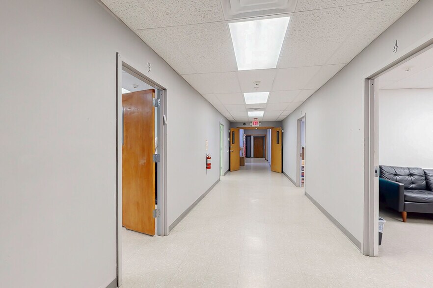 More Photos Of 7 Waterloo Rd, Stanhope Office For Sale