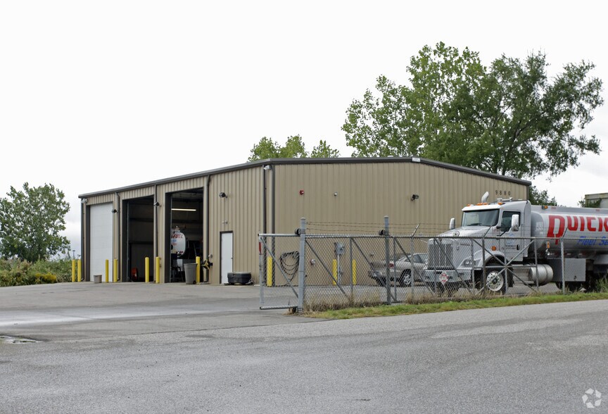 Primary Photo Of 9880 Harrison St, Romulus Truck Terminal For Lease