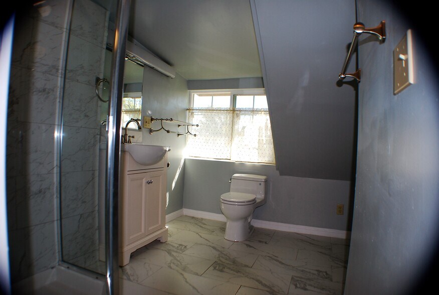 More Photos Of 1425-1427 M.L. King Jr. Way, Berkeley Apartments For Sale