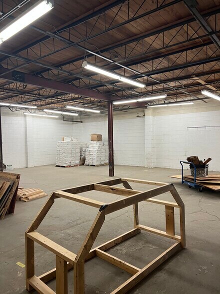 More Photos Of 201 Bay St, Midland Industrial For Lease